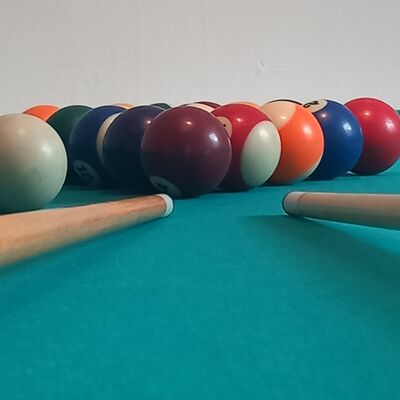 Bild vergr&ouml;&szlig;ern: JR Bredelem - Billard