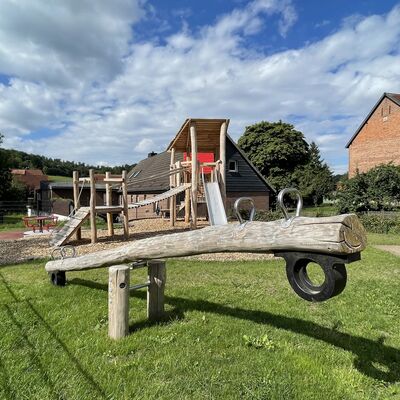 Bild vergr&ouml;&szlig;ern: DGH Hahausen - Spielplatz